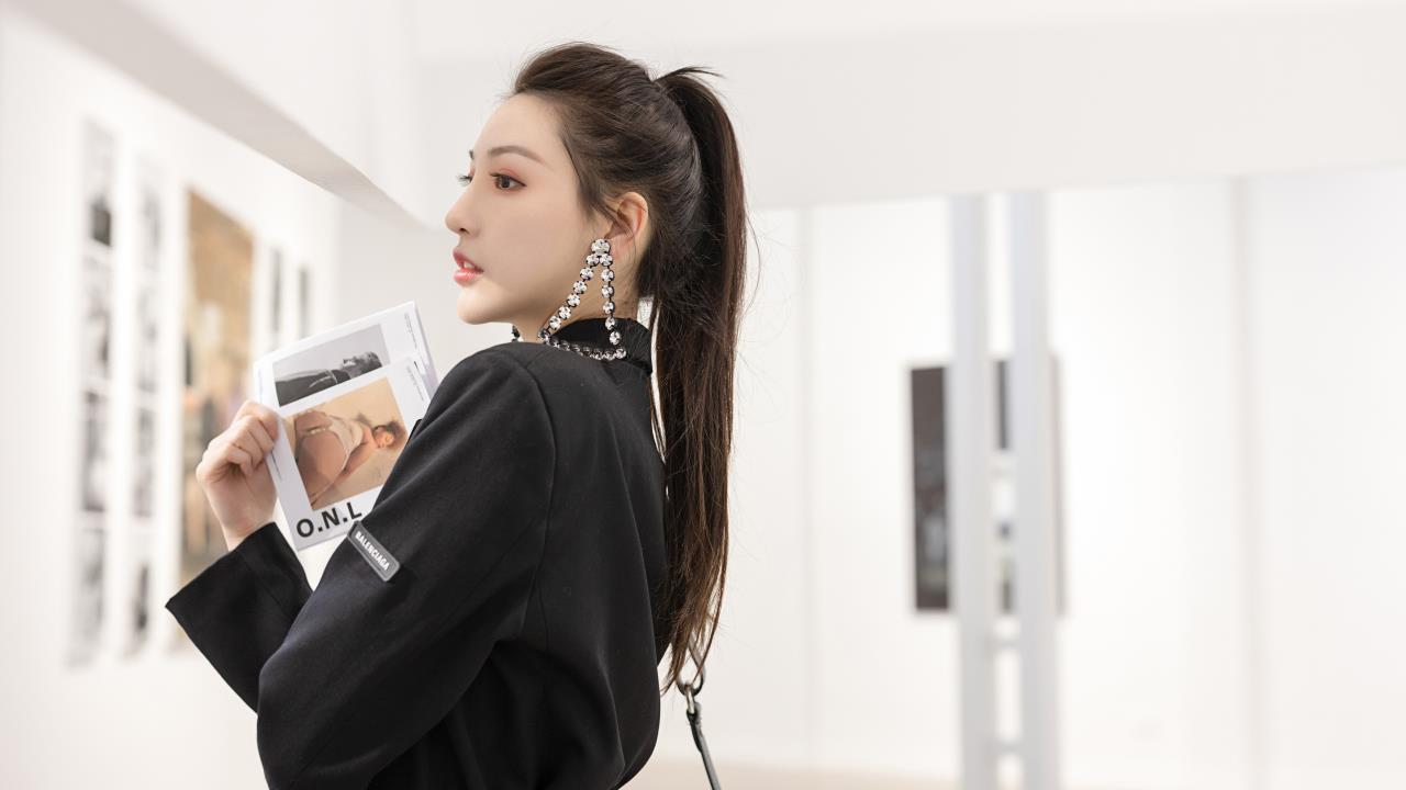 纯洁的轮舞曲是哪家公司制作的:  揭开音乐背后隐藏的制作公司故事